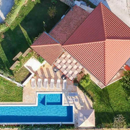Villa Mater - Luxuriously Equipped Villa With A 15M Long Swimming Pool Žrnovnica المظهر الخارجي الصورة
