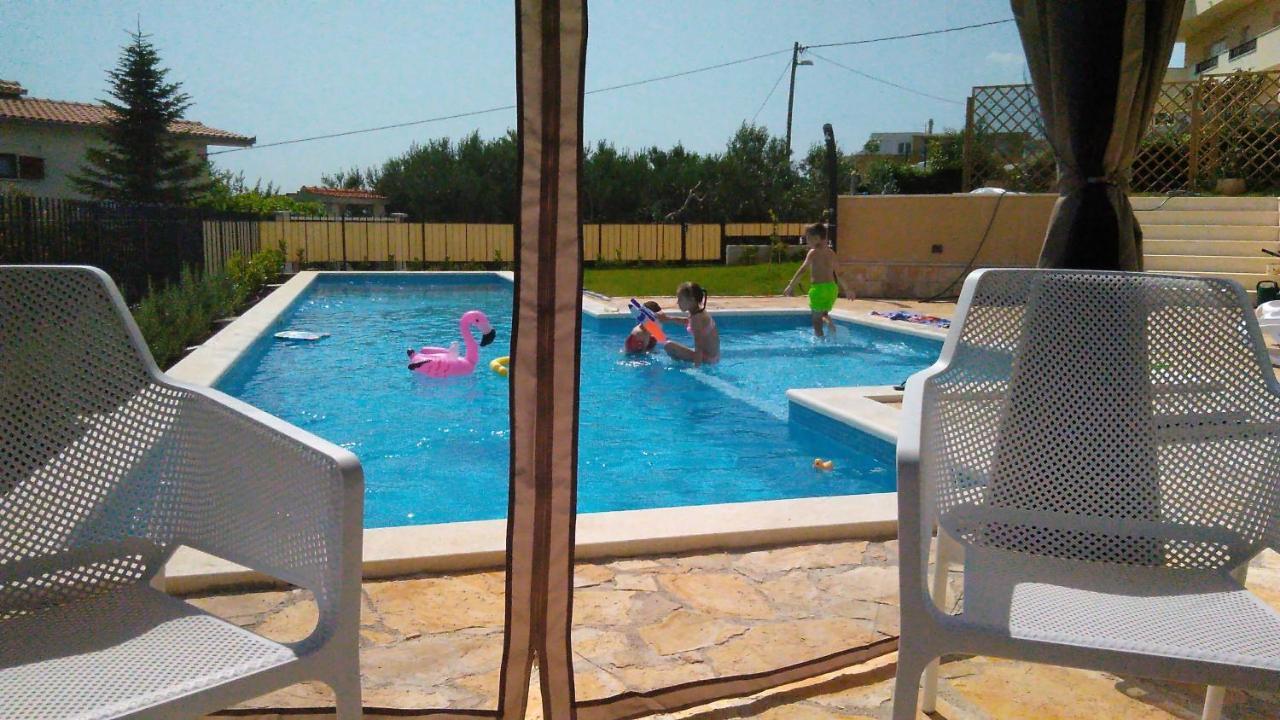 Villa Mater - Luxuriously Equipped Villa With A 15M Long Swimming Pool Žrnovnica المظهر الخارجي الصورة