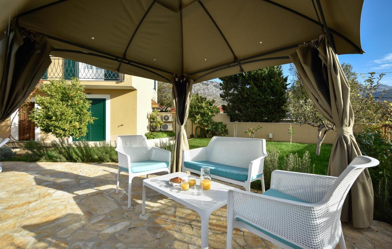 Villa Mater - Luxuriously Equipped Villa With A 15M Long Swimming Pool Žrnovnica المظهر الخارجي الصورة